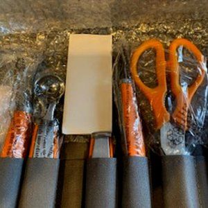 NWOT Wolfgang Puck Kitchen Utensils Kit Set of 10 Tools in Gray Carrying Case